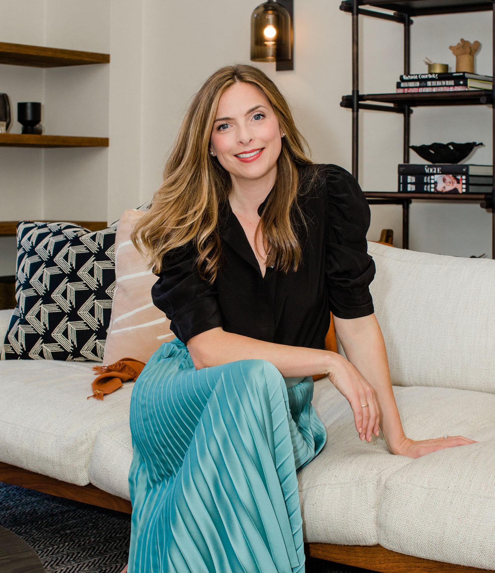 Shannon Hughes Agent Shannon Hughes sitting casually