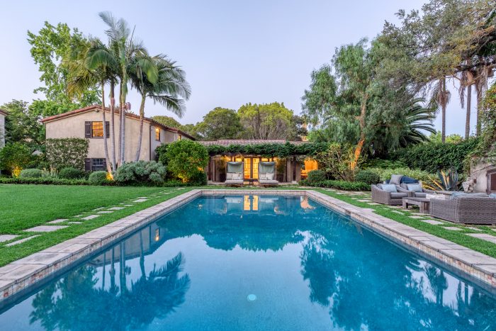 This Marston & Mayberry Italian Revival is quintessential Pasadena