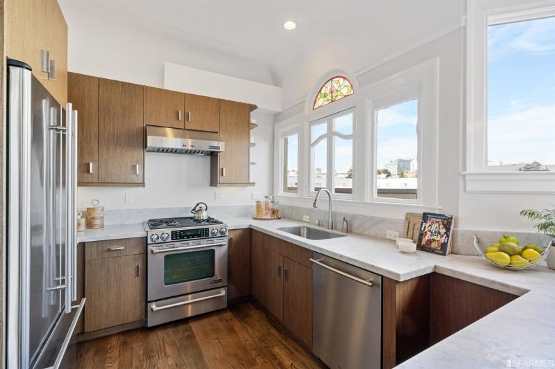 2472-bush-kitchen.jpg #2