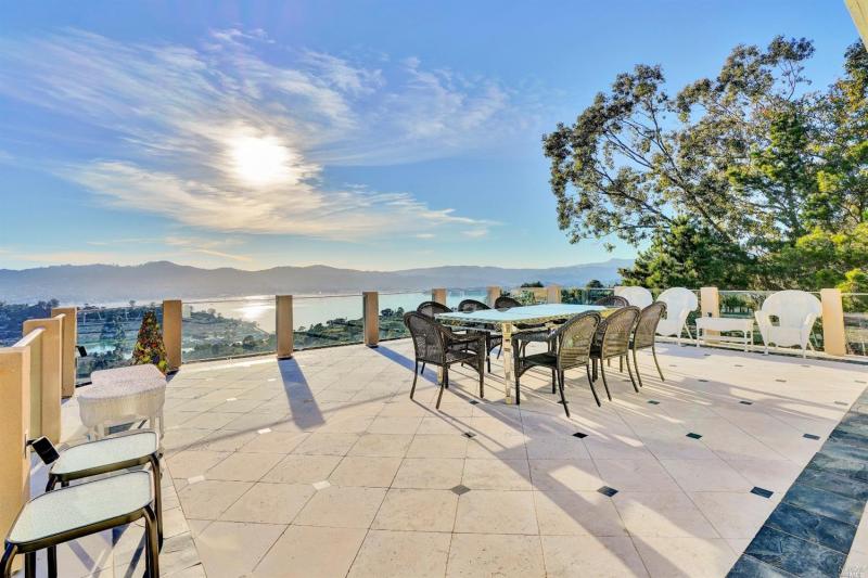 view-terrace1.jpg #9