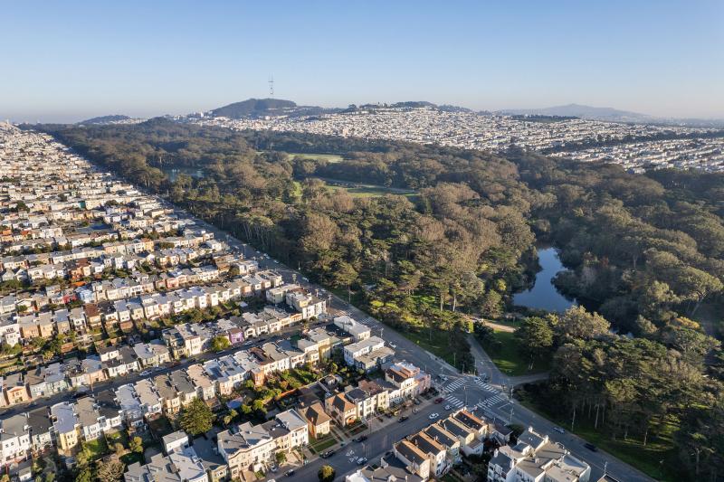 Arial view of the house and the park