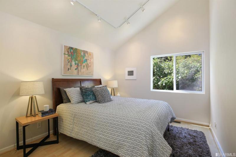 shannon-hughes-510-franconia-sf-second-bedroom.jpg #6