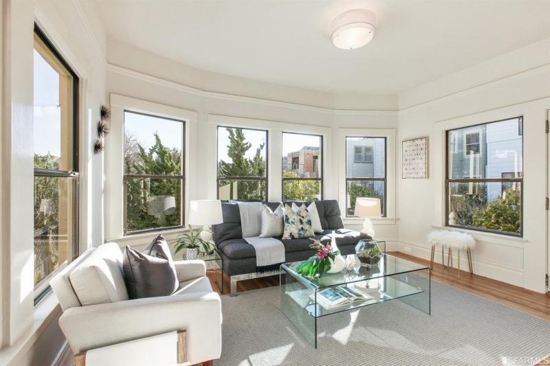 shannon-hughes-1031-balboa-sf-frontroom.jpg #18