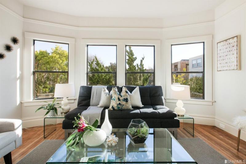 shannon-hughes-1031-balboa-sf-frontroom2.jpg #17