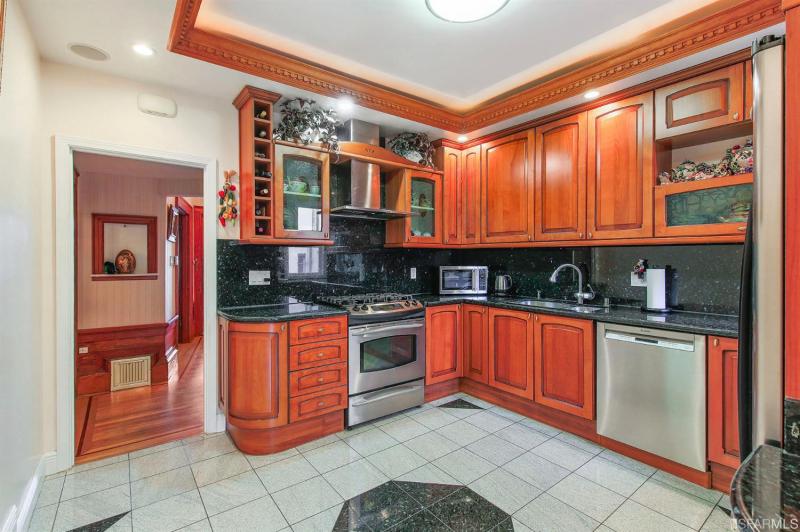 shannon-hughes-876-43rd-ave-sf-kitchen2.jpg #7