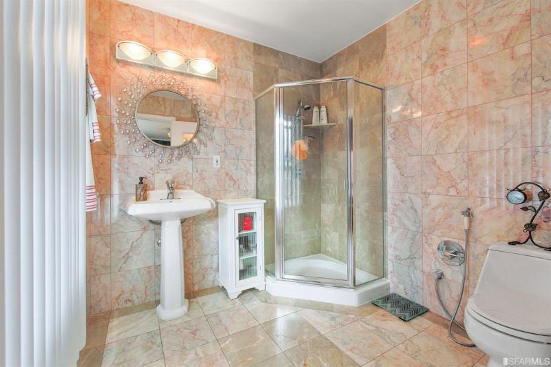 shannon-hughes-876-43rd-ave-sf-master-bathroom.jpg #13