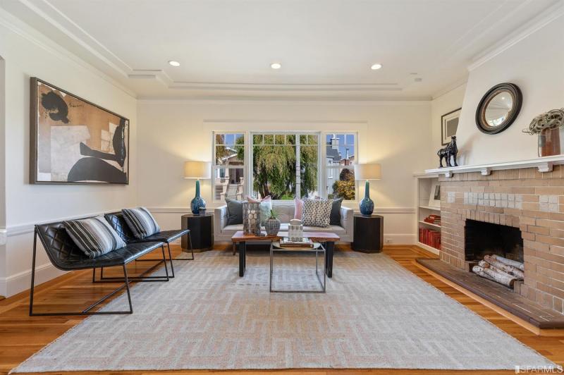 shannon-hughes-876-43rd-ave-sf-livingroom4.jpg #34
