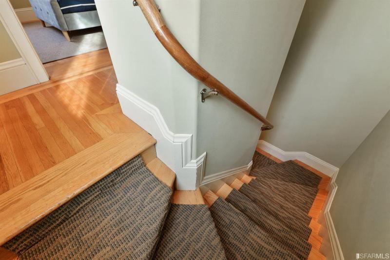 shannon-hughes-1517-6th-avenue-sf-stairs.jpg #23