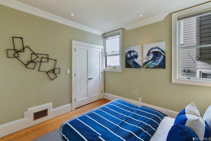 shannon-hughes-1517-6th-avenue-sf-third-bedroom2.jpg #26