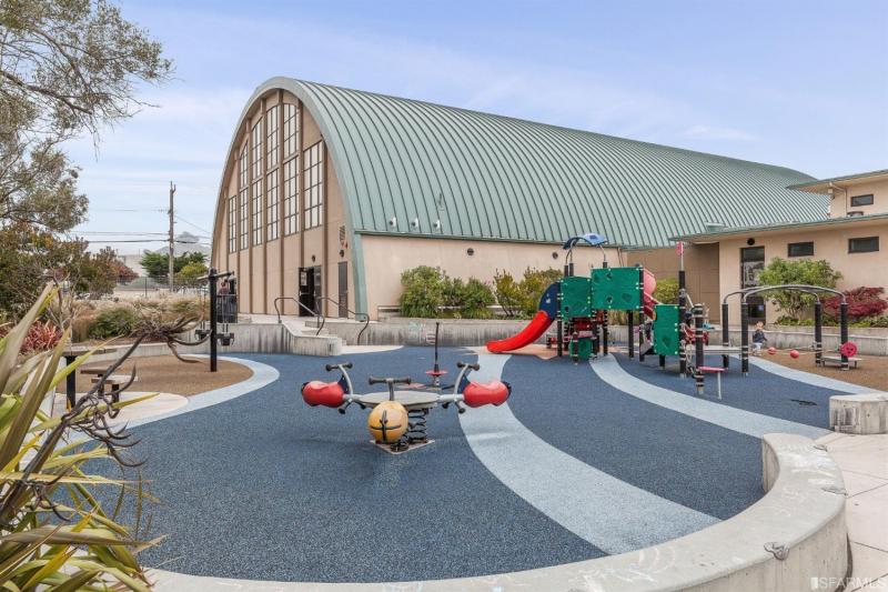 shannon-hughes-2315-lawton-sf-neighborhood-rec-center2.jpg #44