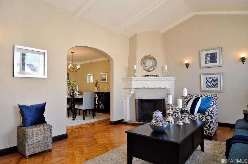 shannon-hughes-2621-24th-sf-livingroom3.jpg #13