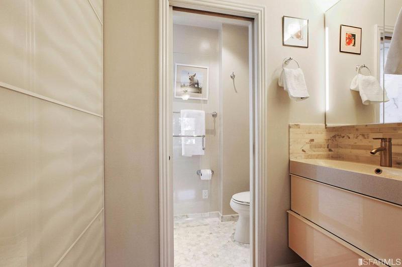 shannon-hughes-1462-32nd-sf-bathroom.jpg #17